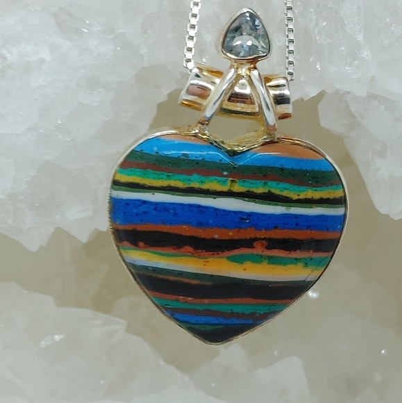 Heart Pendant with blue topaz crystal - Picture 2 of 10